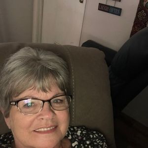 Meet your Posher, Connie